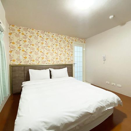Apartamento Fengjia 101 Taichung Exterior foto