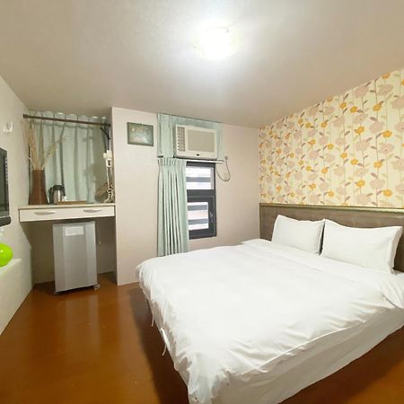 Apartamento Fengjia 101 Taichung Exterior foto